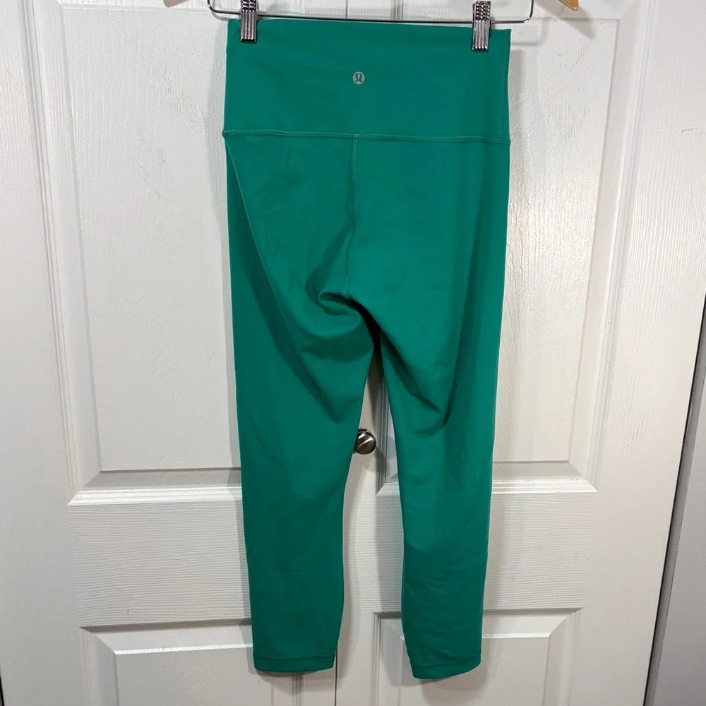lululemon athletica wonder under High-Rise cropped 23” Leggings - Picture 8 of 9